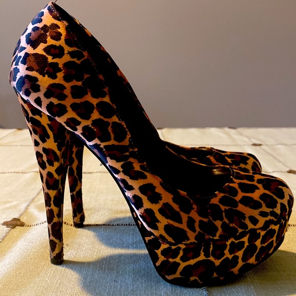 Bebe animal print platform pumps - Picture 3 of 5